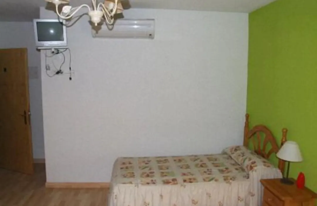 Hostal Plaza Del Pilar-1